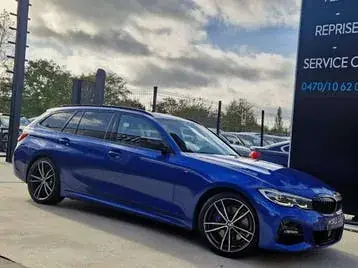 BMW 3 Series 2021 photo 2