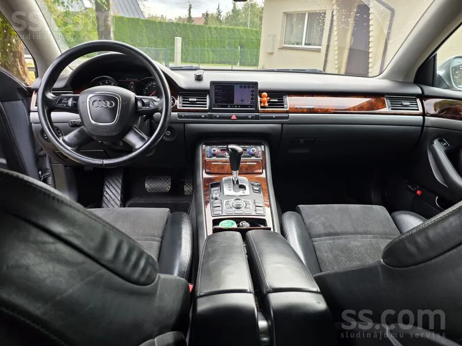 Audi A8 2005 photo 5