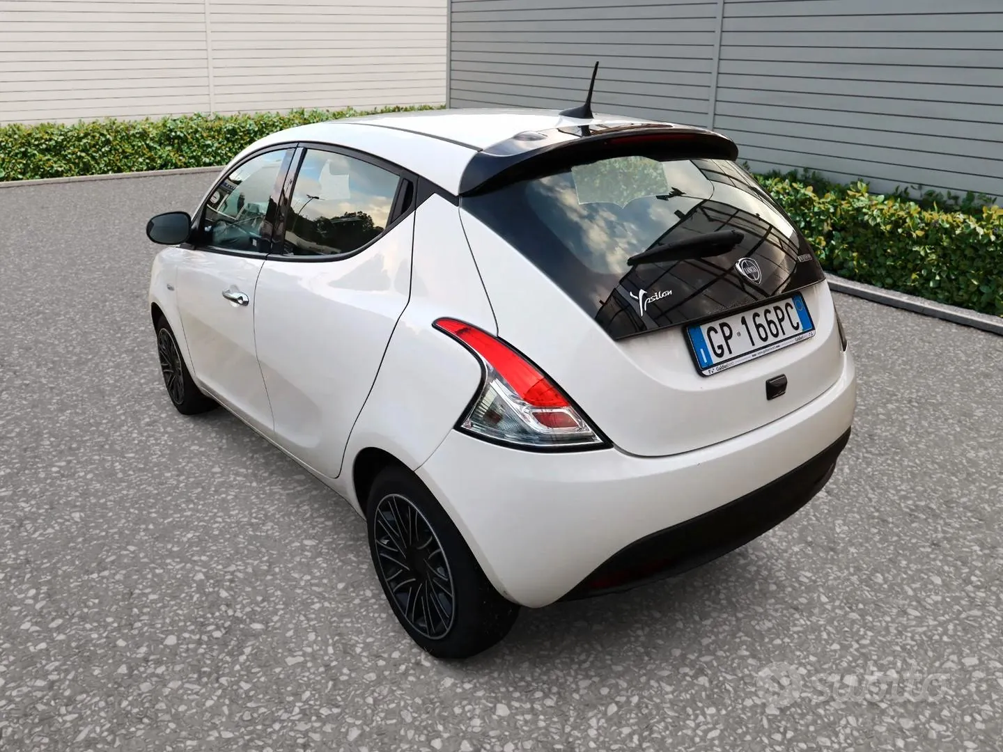 Lancia Ypsilon 2023 photo 4