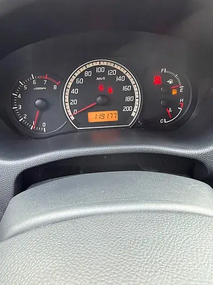 Suzuki Swift 2006 photo 3