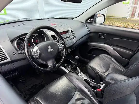 Mitsubishi Outlander 2008 photo 5