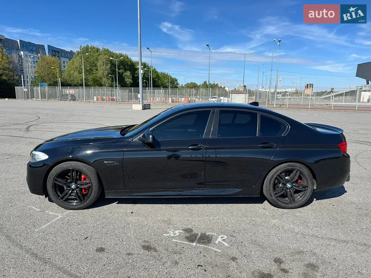 BMW 5 Series 2012 photo 4