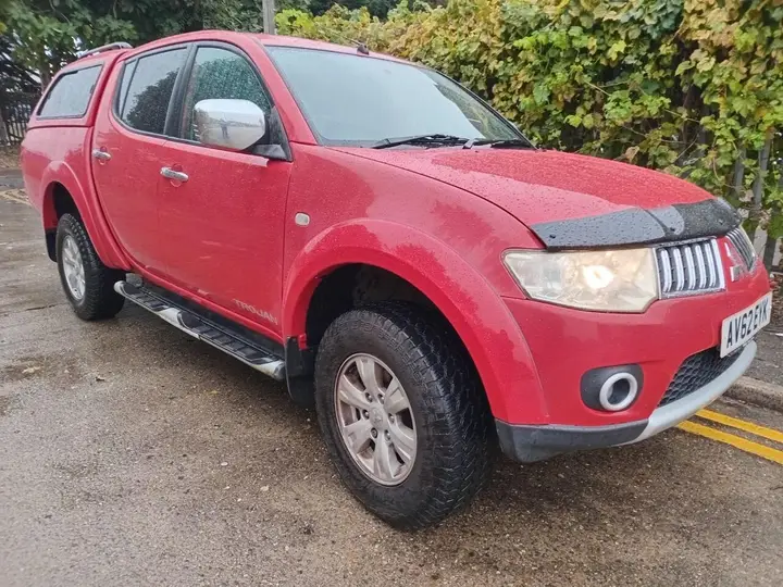 Mitsubishi L200