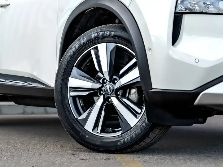 Nissan Rogue 2023 photo 4