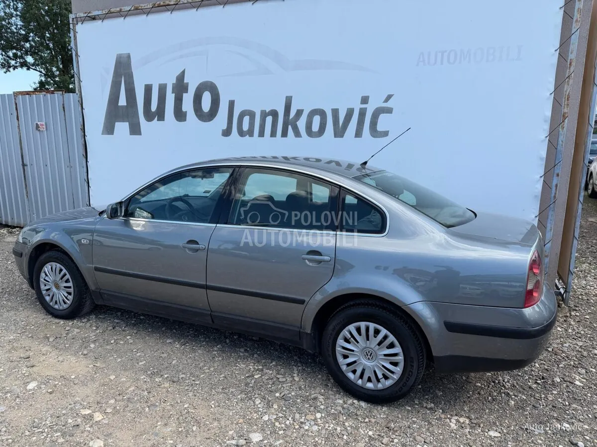 Volkswagen Passat 2002 photo 2