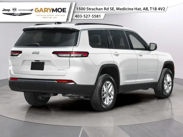 Jeep Grand Cherokee L 2026 photo 2
