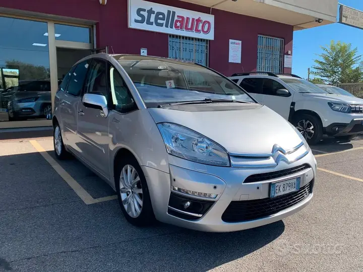 Citroen C4 Picasso 2011 photo 3