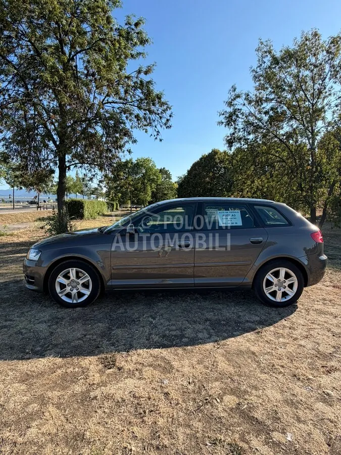 Audi A3 2012 photo 3