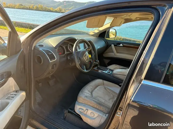 Audi Q7 2006 photo 5