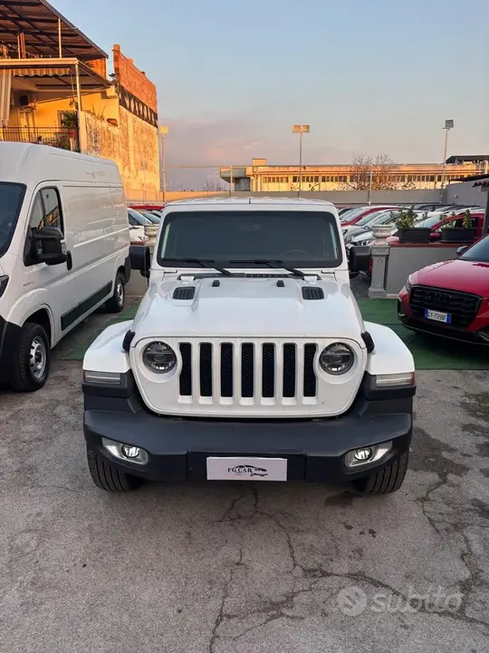 Jeep Wrangler Unlimited 2018 photo 2