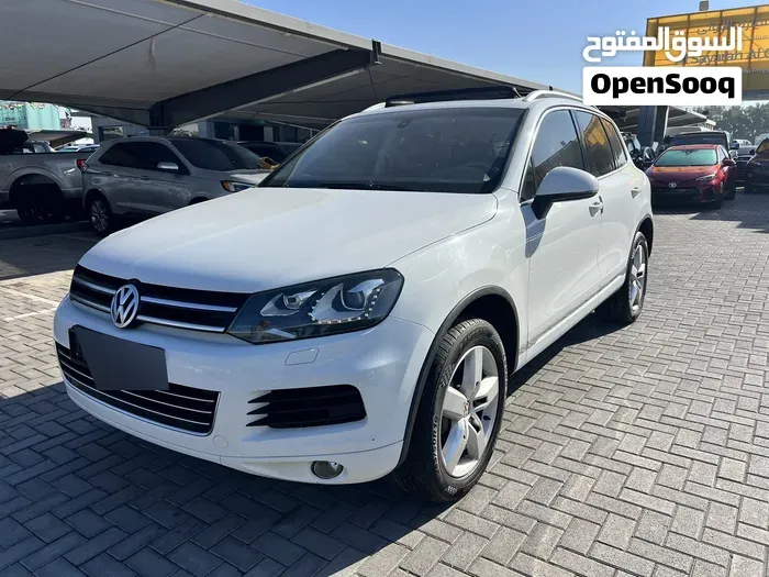 Volkswagen Touareg 2013 photo 2