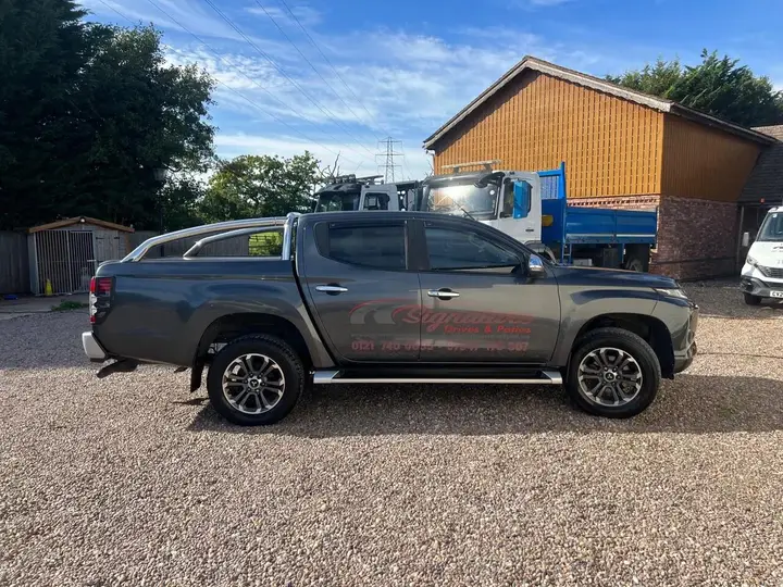 Mitsubishi L200 2020 photo 3