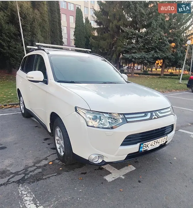 Mitsubishi Outlander