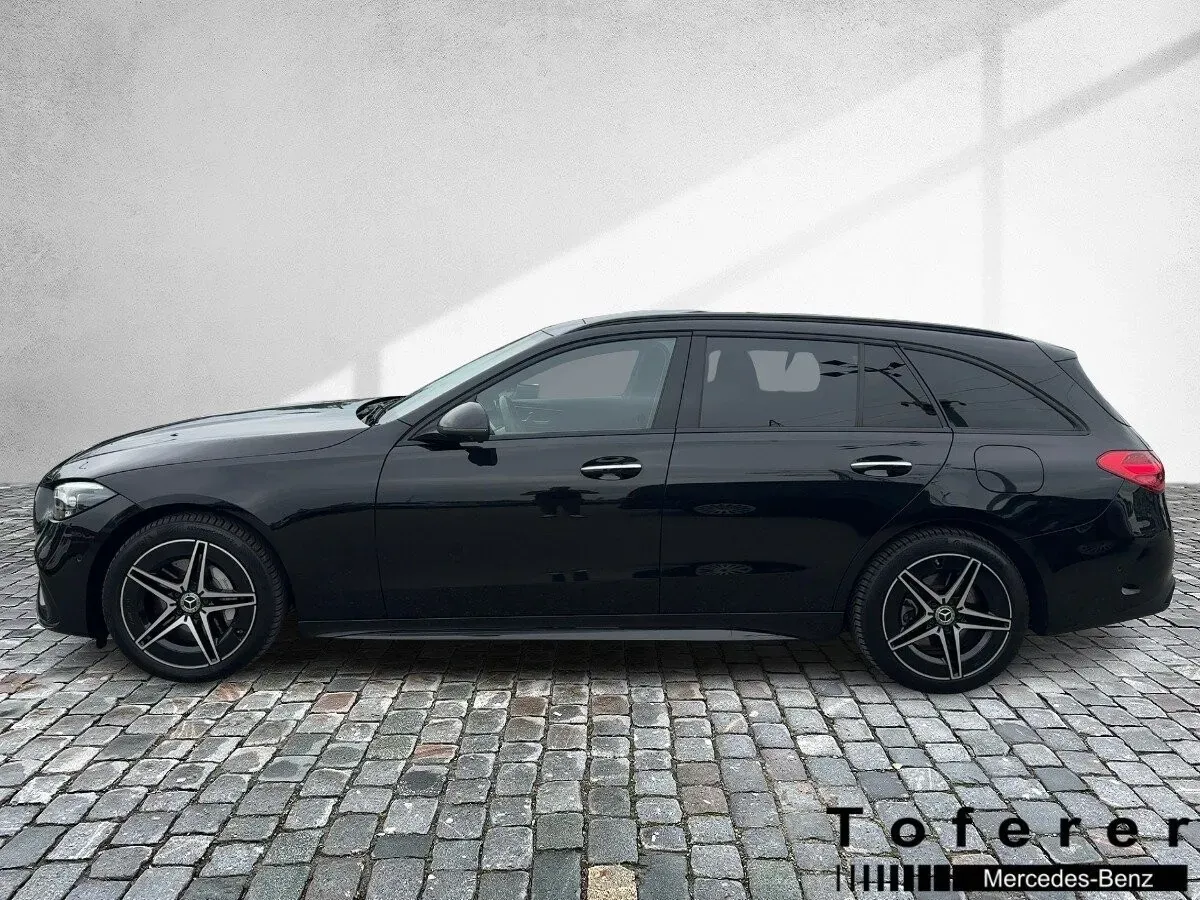 Mercedes-Benz C-Class 2024 photo 3