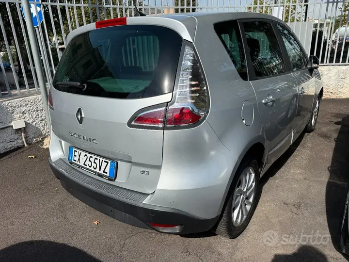 Renault Scenic 2014 photo 3