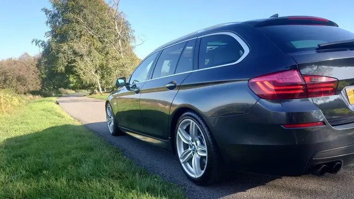 BMW 5 Series 2014 photo 3