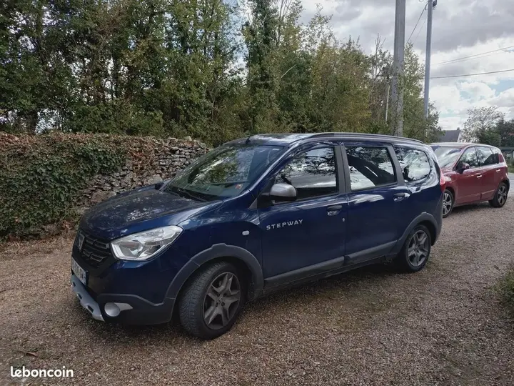 Dacia Lodgy
