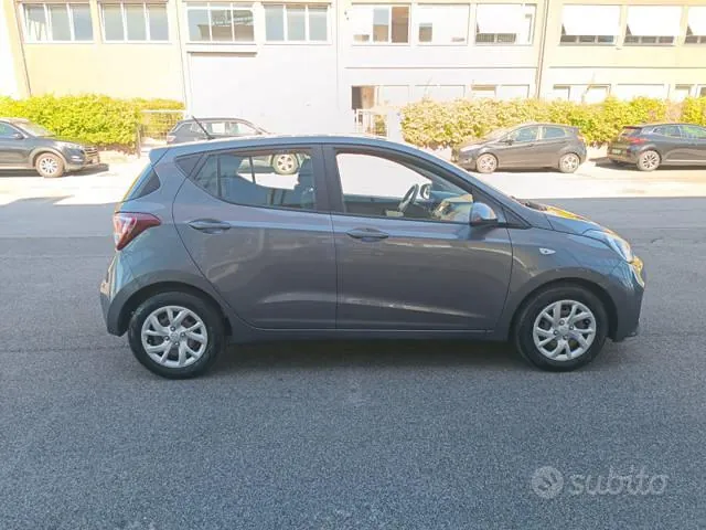 Hyundai I10 2017 photo 4