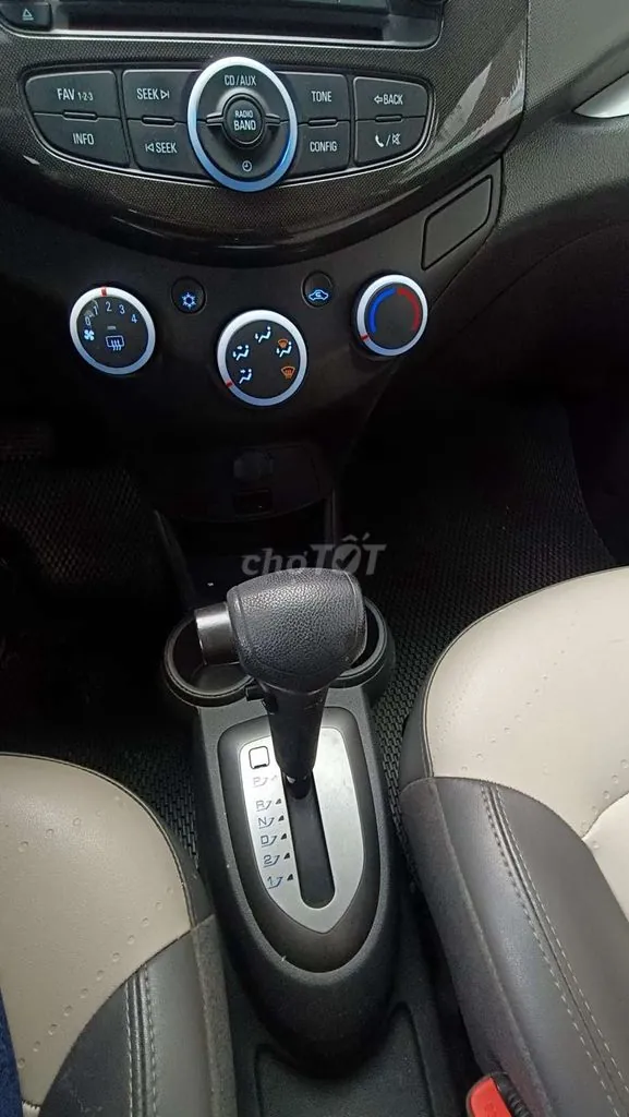 Chevrolet Spark 2015 photo 2