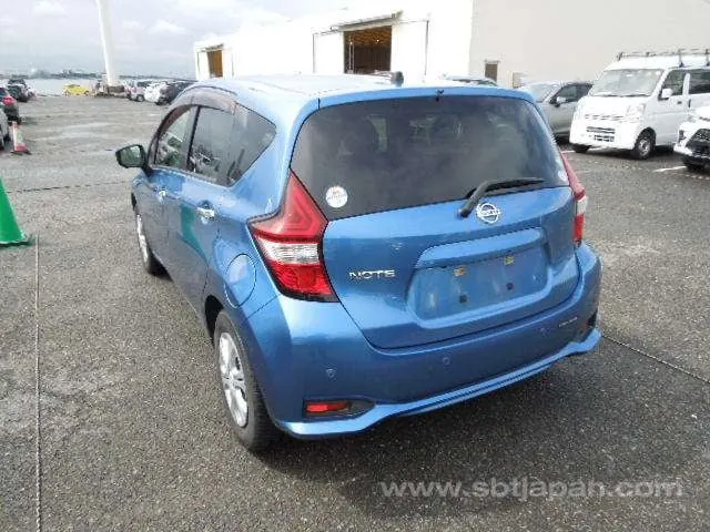 Nissan Note 2017 photo 3