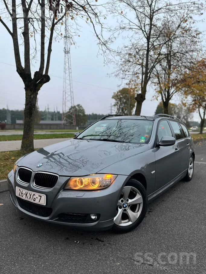 BMW 320