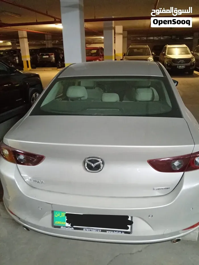 Mazda 3 2023 photo 2