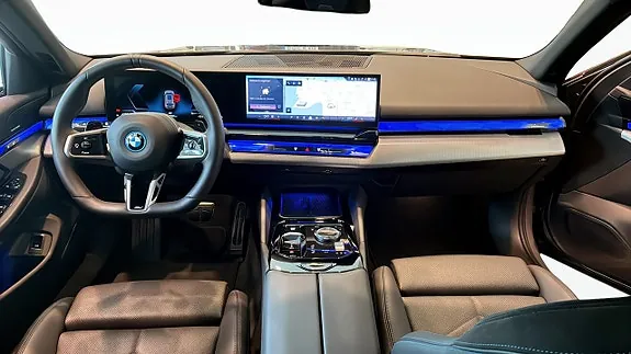 BMW 530E 2026 photo 4