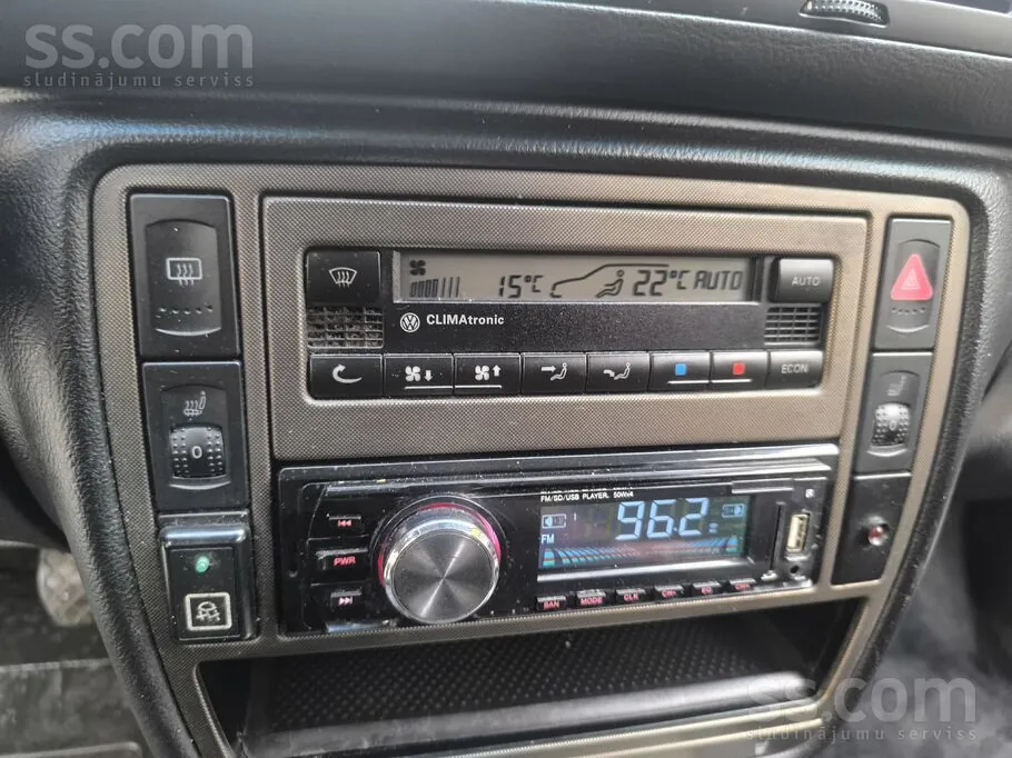 Volkswagen Passat 2000 photo 5