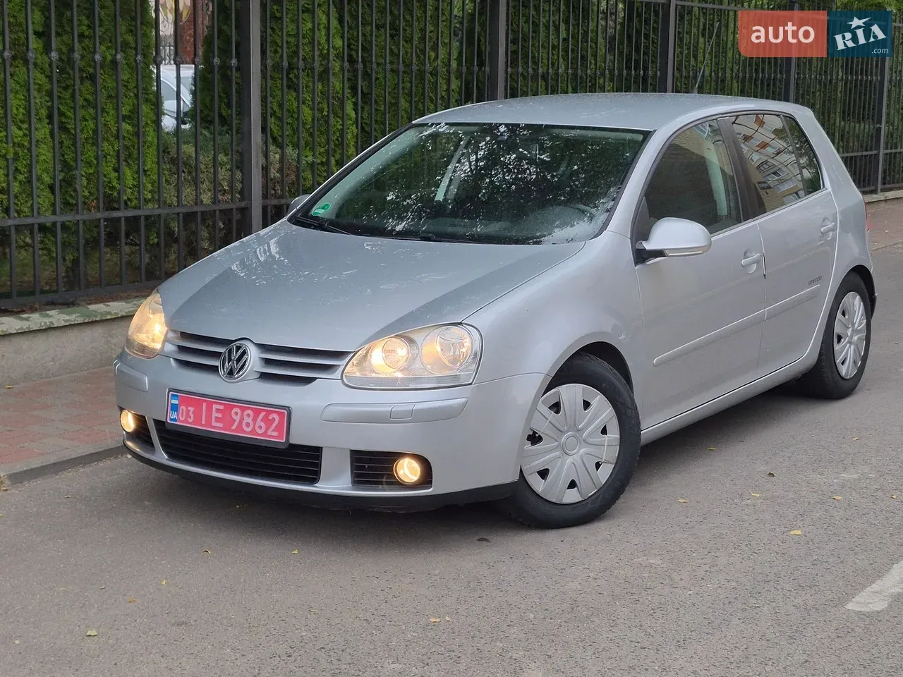 Volkswagen Golf 2009 photo 2