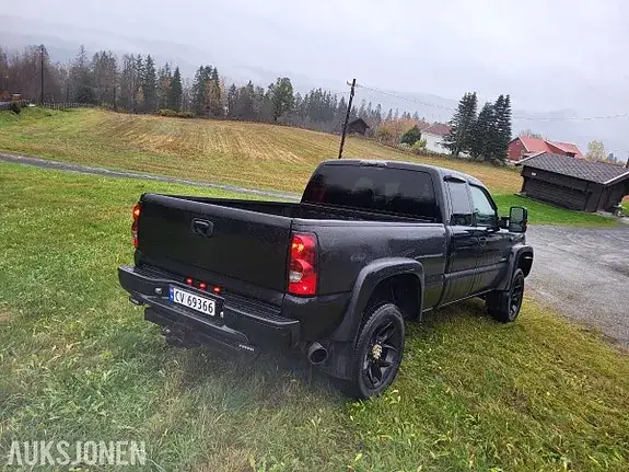 Chevrolet Silverado 2500 2003 photo 5