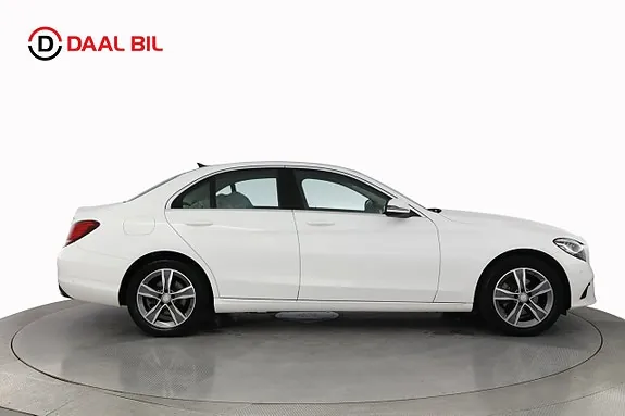 Mercedes-Benz C200 2019 photo 5