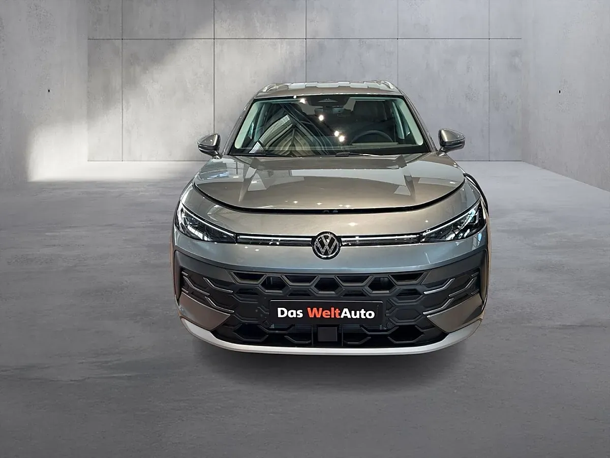 Volkswagen T-Roc 2026 photo 2