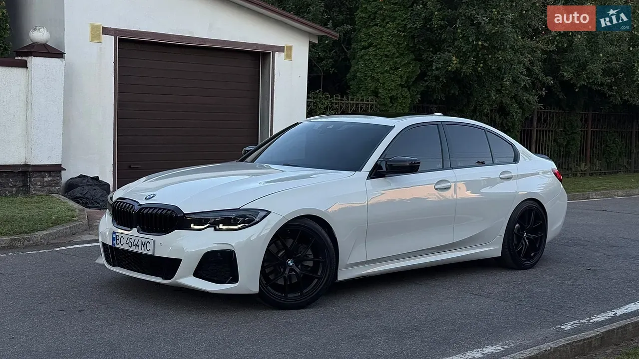 BMW 3 Series 2019 photo 3