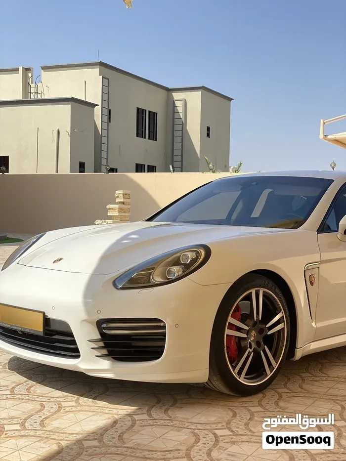 Porsche Panamera 2014 photo 4