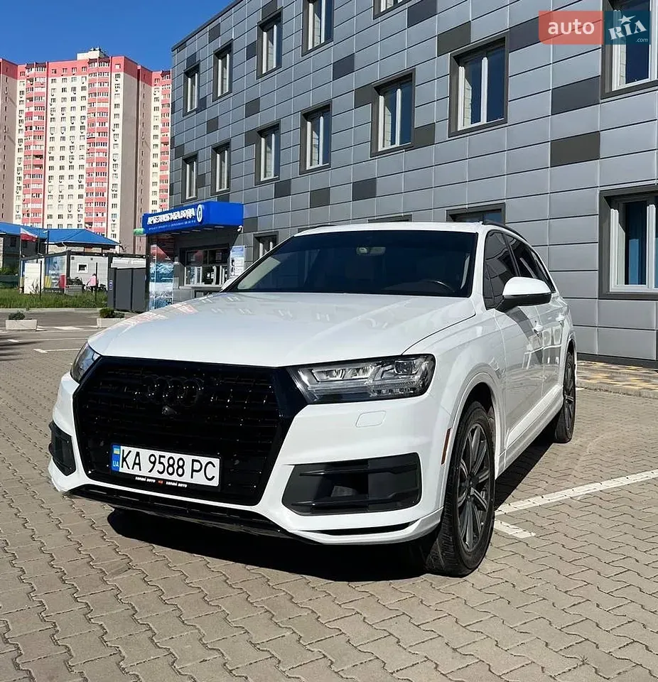 Audi Q7 2016 photo 4