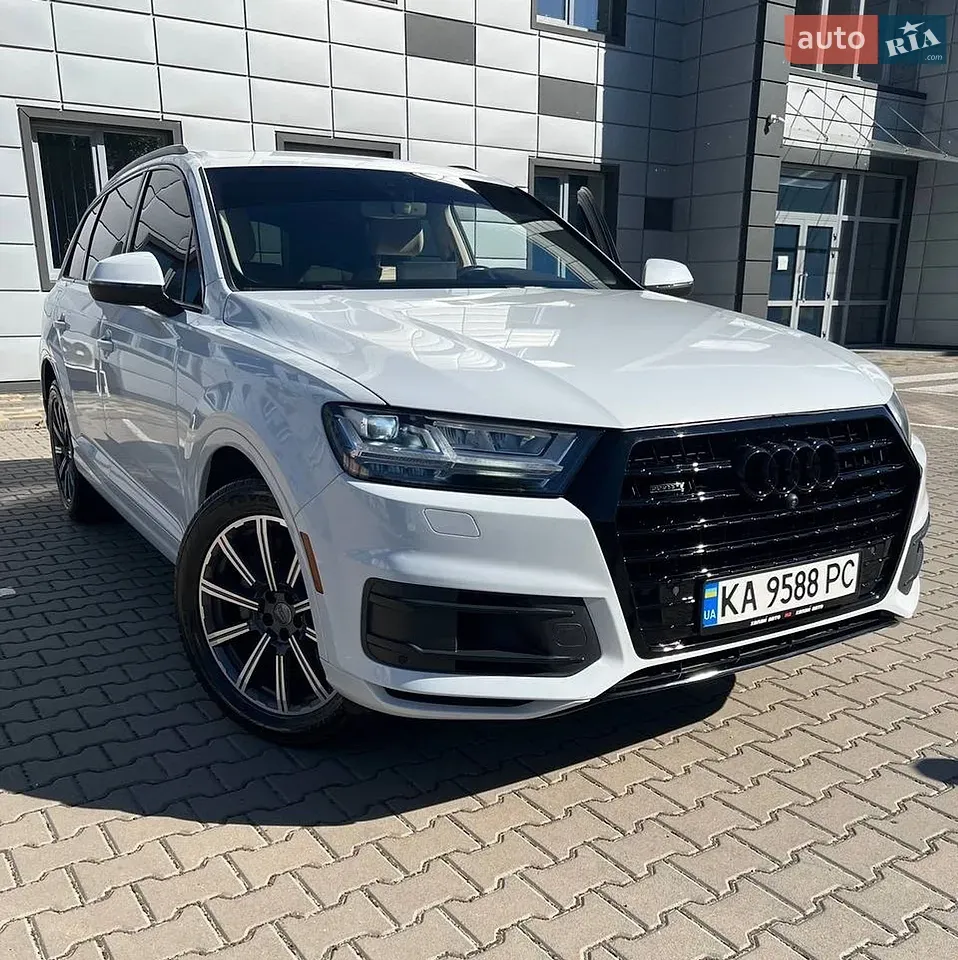Audi Q7 2016 photo 2
