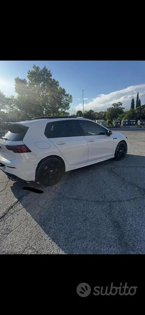 Volkswagen Golf 2022 photo 2