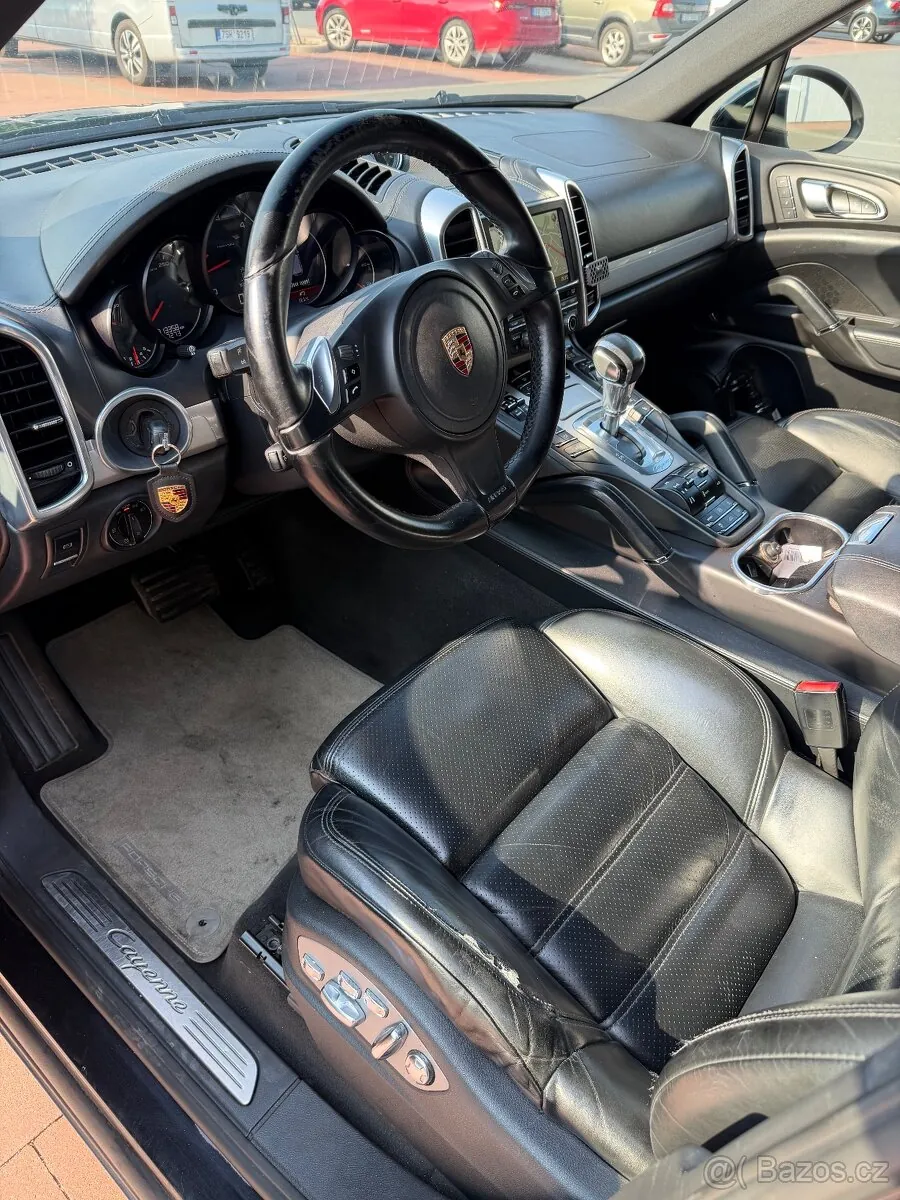 Porsche Cayenne photo 5