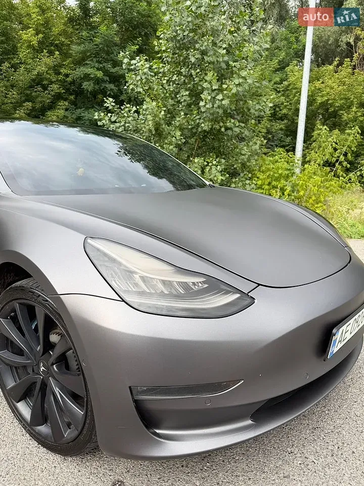 Tesla Model 3 2020 photo 4
