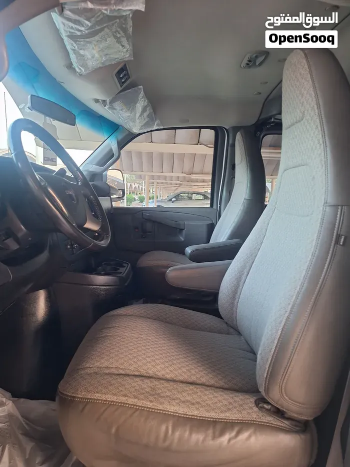 GMC Savana