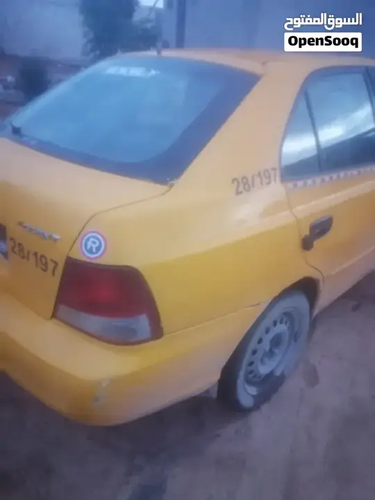 Hyundai Verna 2002 photo 2