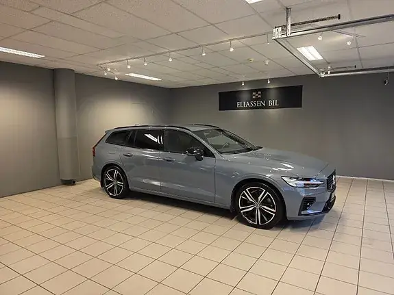 Volvo V60 2022 photo 3