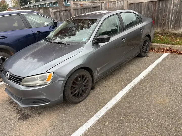 Volkswagen Jetta 2013 photo 2