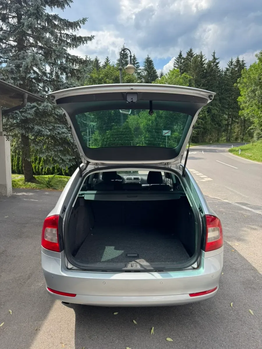 Skoda Octavia 2013 photo 3