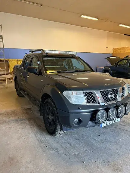 Nissan Navara 2007 photo 2