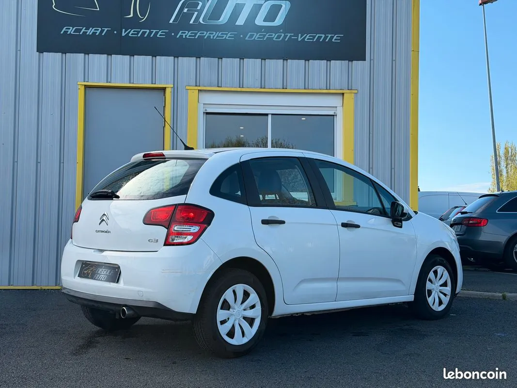 Citroen C3 2011 photo 3