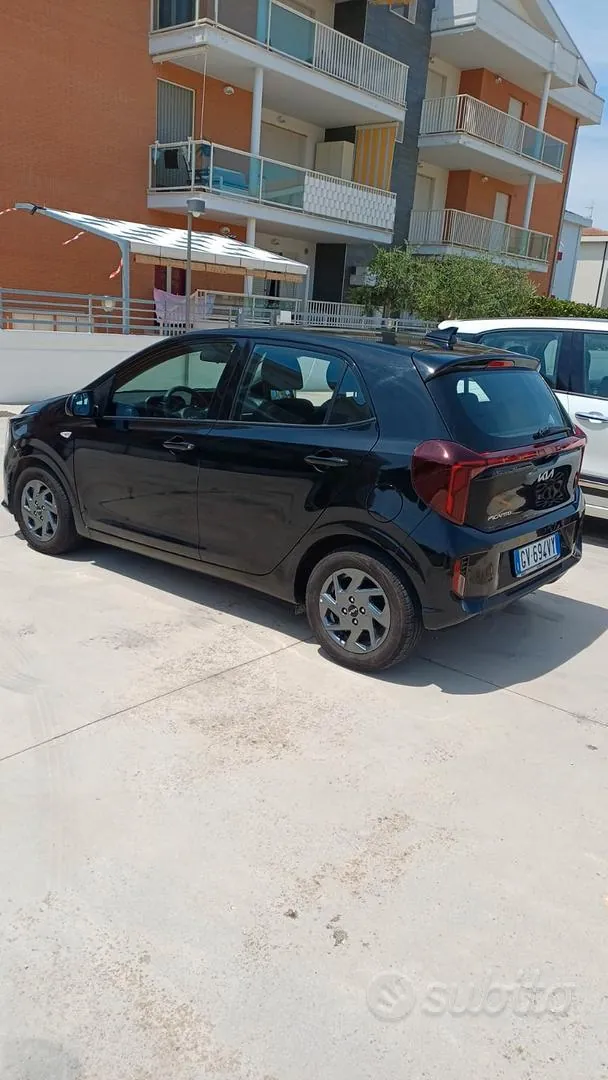 Kia Picanto 2024 photo 2