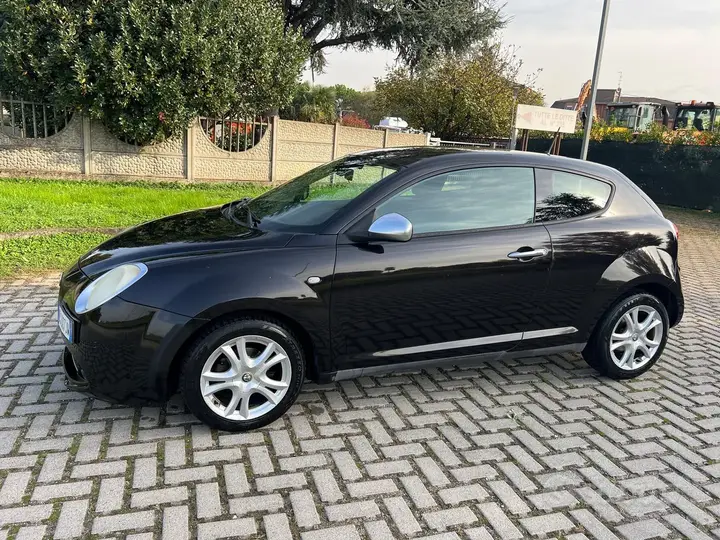 Alfa Romeo Mito 2011 photo 3