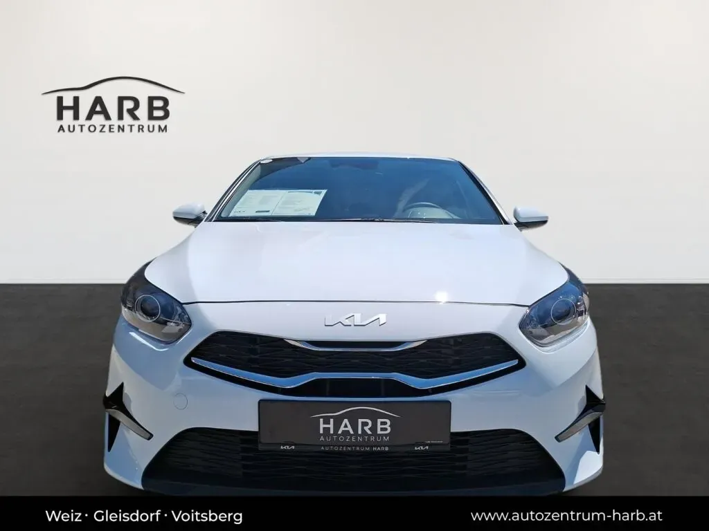 Kia Ceed 2025 photo 3