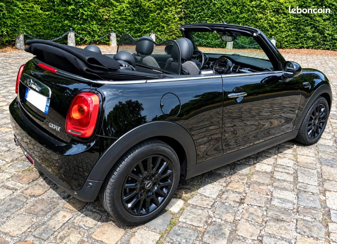 Mini Mini Cooper Cabriolet 2016 photo 2